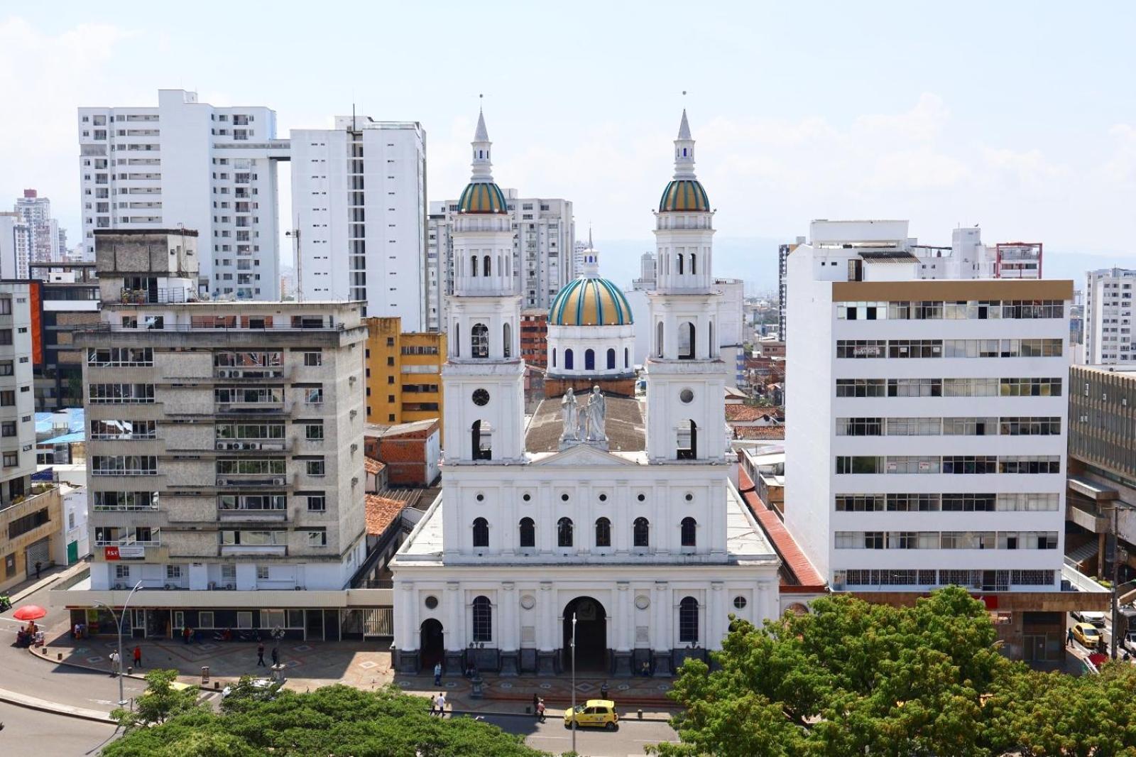 Hotel Internacional La Triada Bucaramanga Exteriör bild
